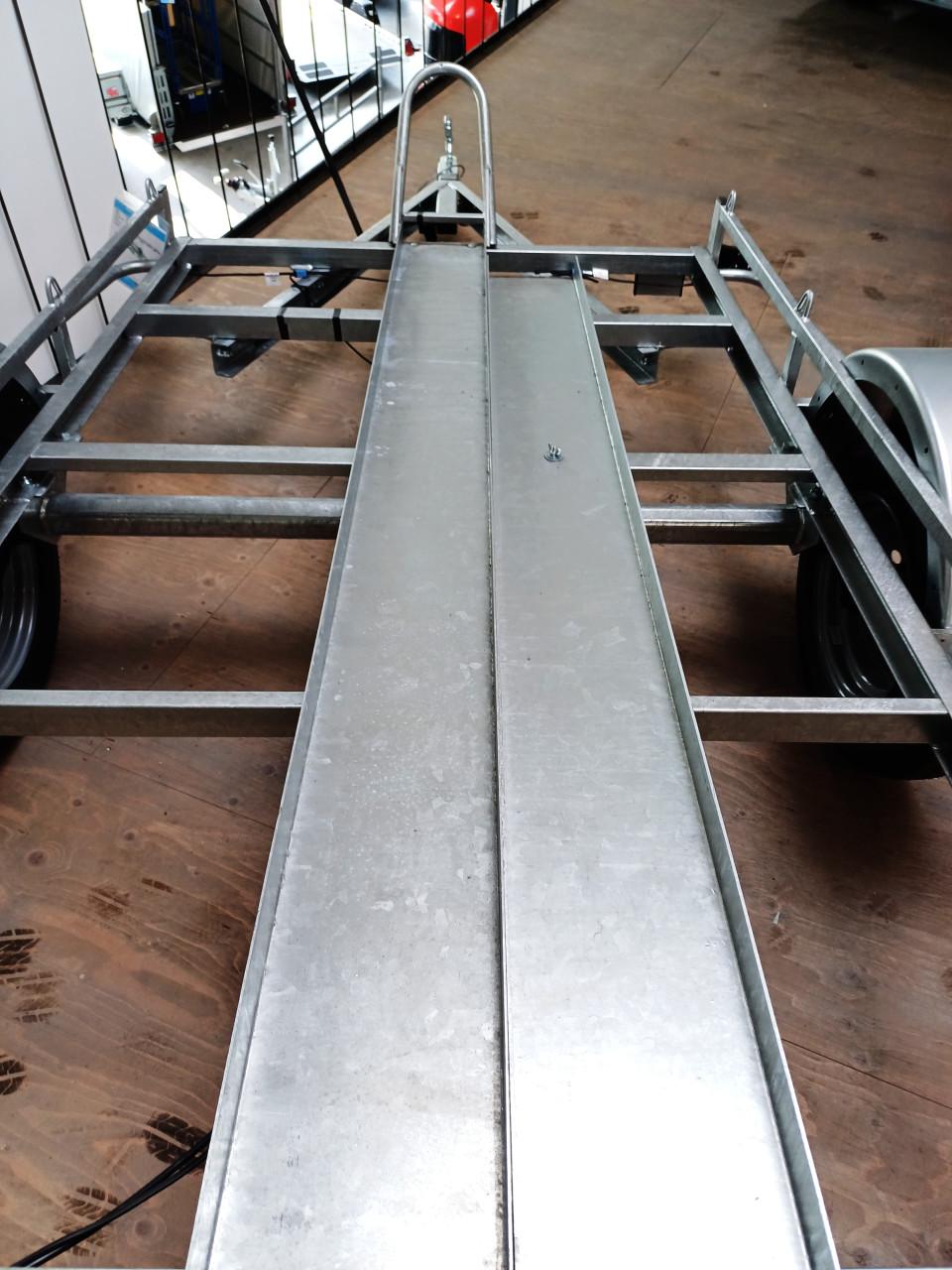 Nieuwe SBW motoraanhangwagen