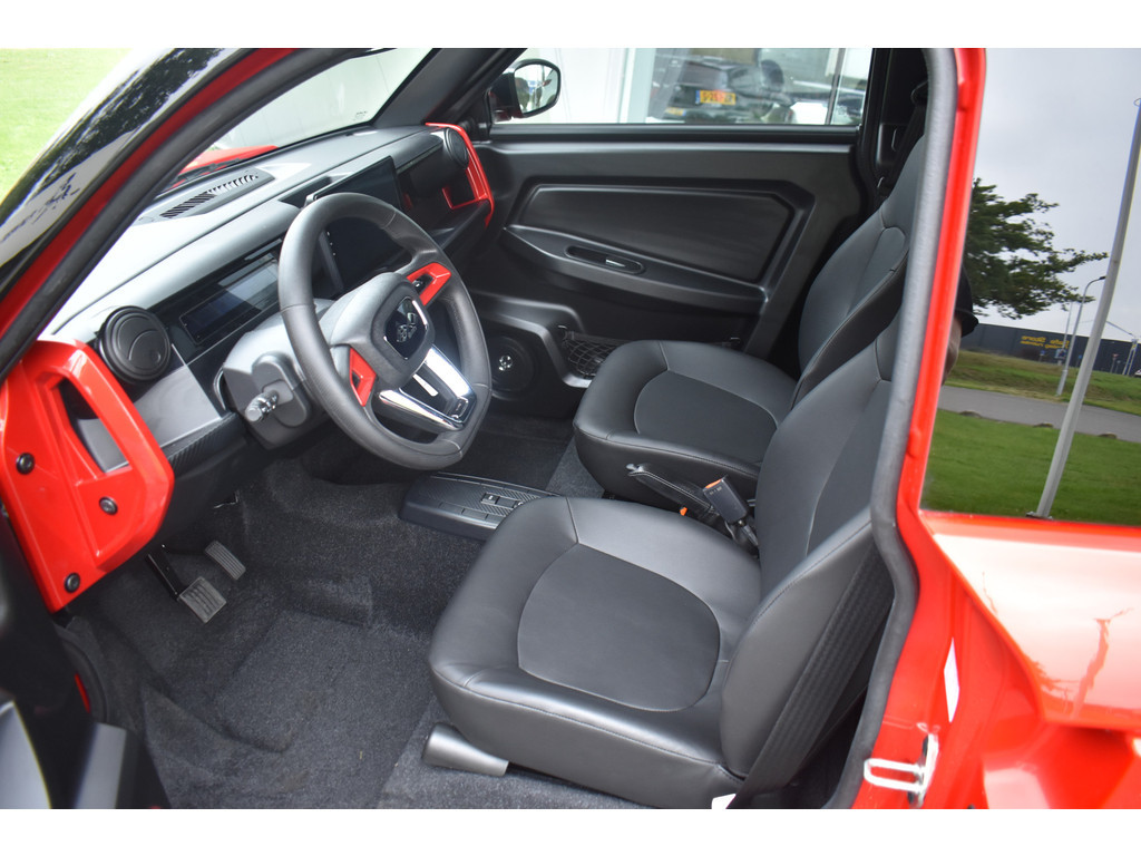 Ligier Myli brommobie l r.ebel x design 12 kwh achteruitrijcamera