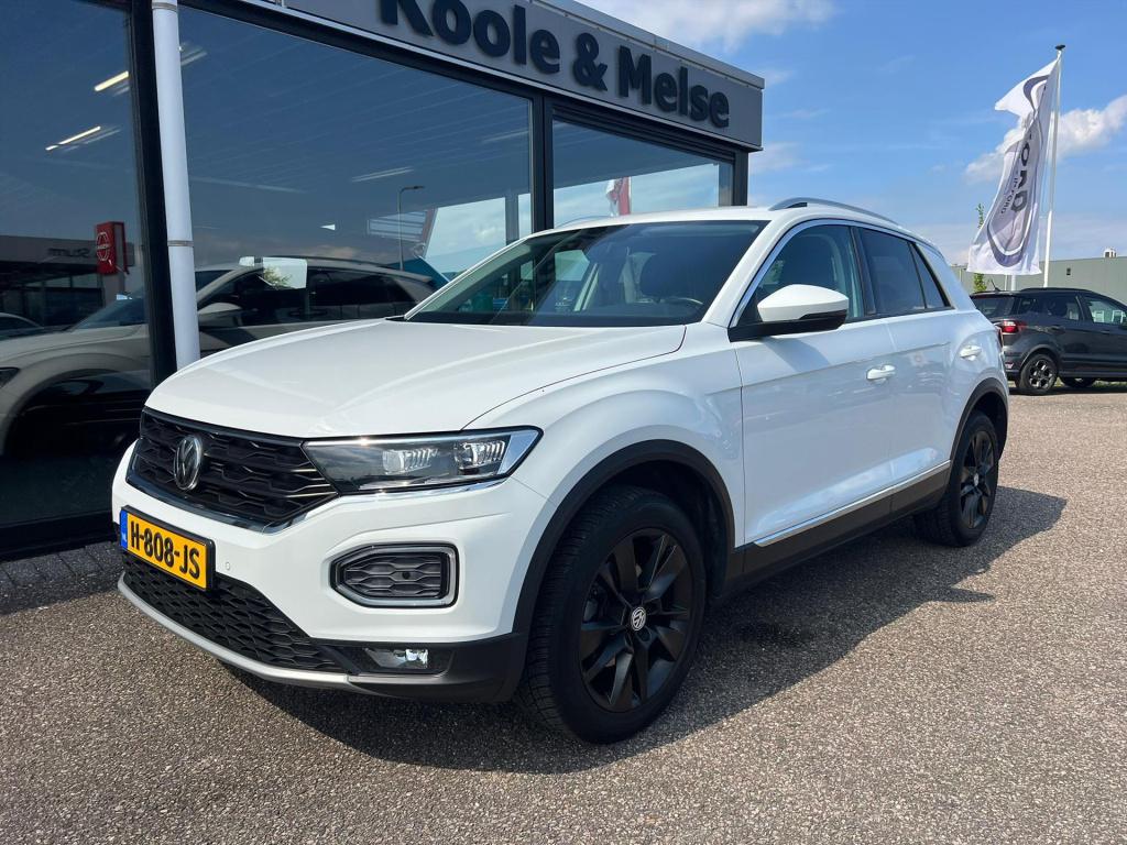Volkswagen T-roc 1.5 tsi 150pk t-roc sport | dsg | trekhaak | led