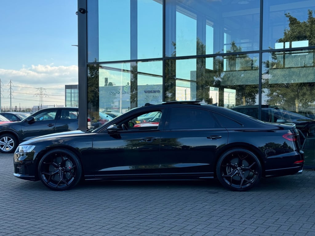 Audi S8 4.0 tfsi s8 np280,000€ abt keramisch laser nachtzicht 4-wielsturing
