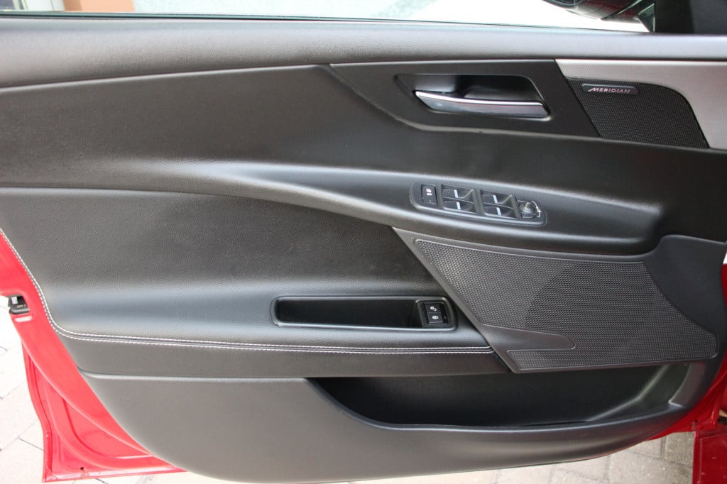 Jaguar Xe 2.0 r-sport | 200pk | el. stoelen | camera | afneembare trekhaak