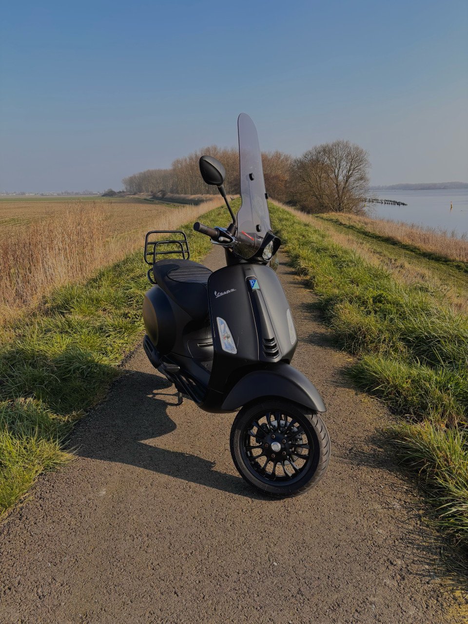 Vespa sprint zwart 2020