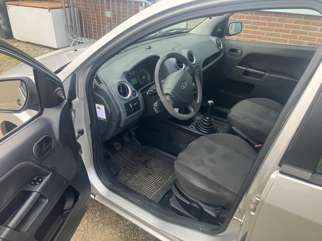 Ford Fusion 1.4-16v champion