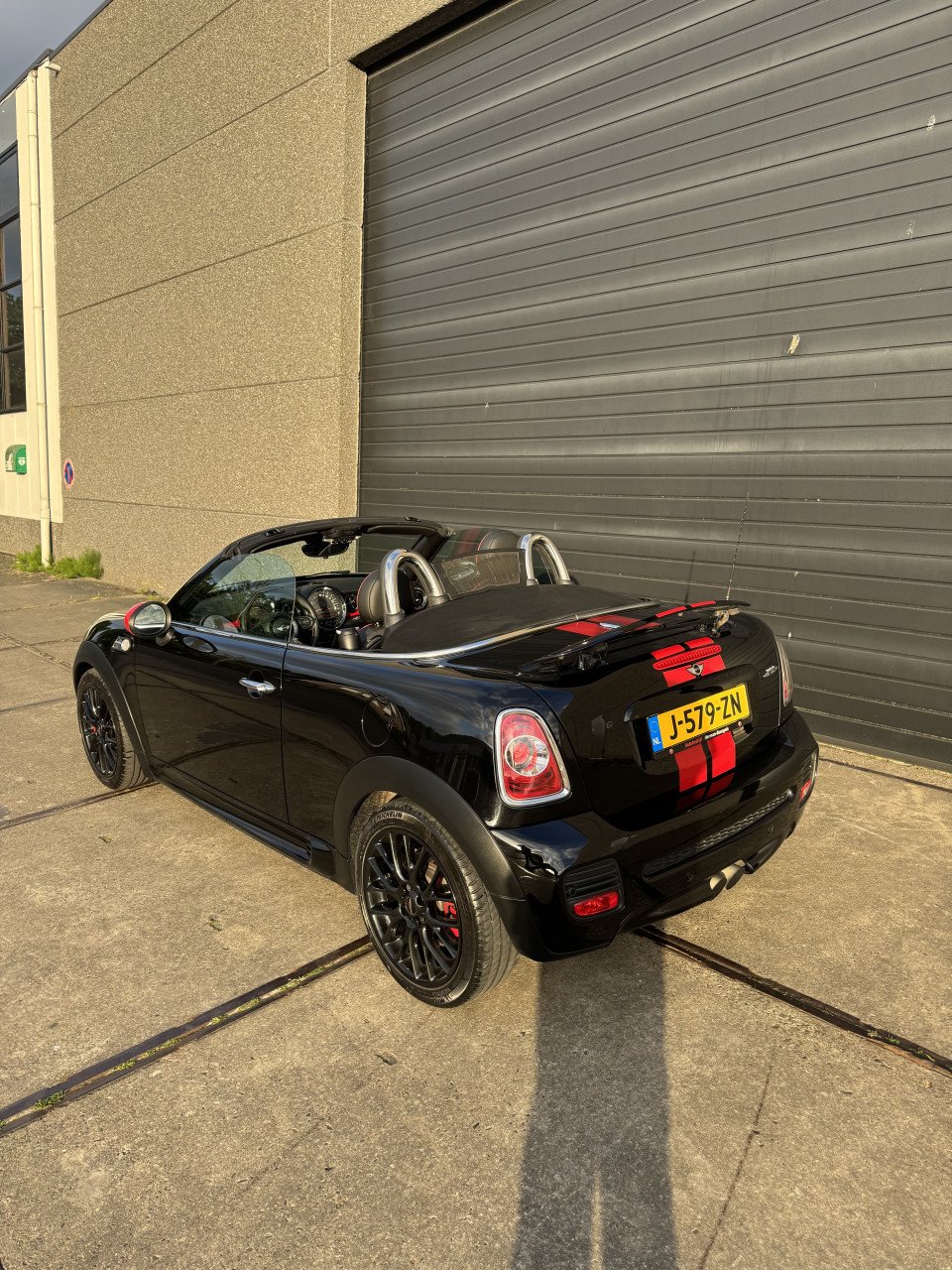 Mini Cooper S JCW Roadster 211PK 107DKM 2012 Collectors item!