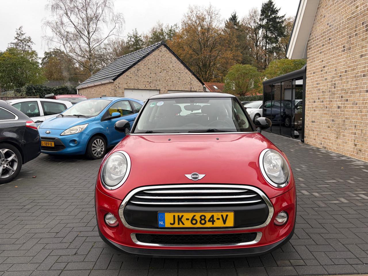 Mini Cooper One 1.2 2016 Airco Navigatie PDC