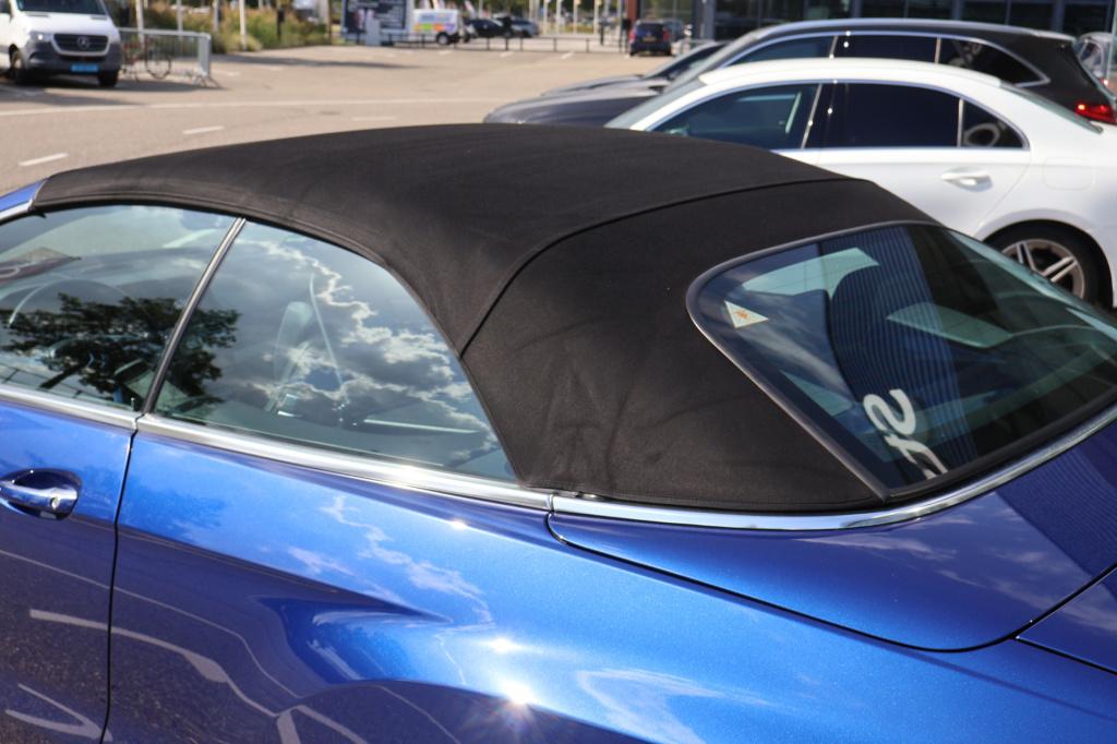 Mercedes-Benz E-Klasse cabrio 200 ambition sport edition l amg line l smart