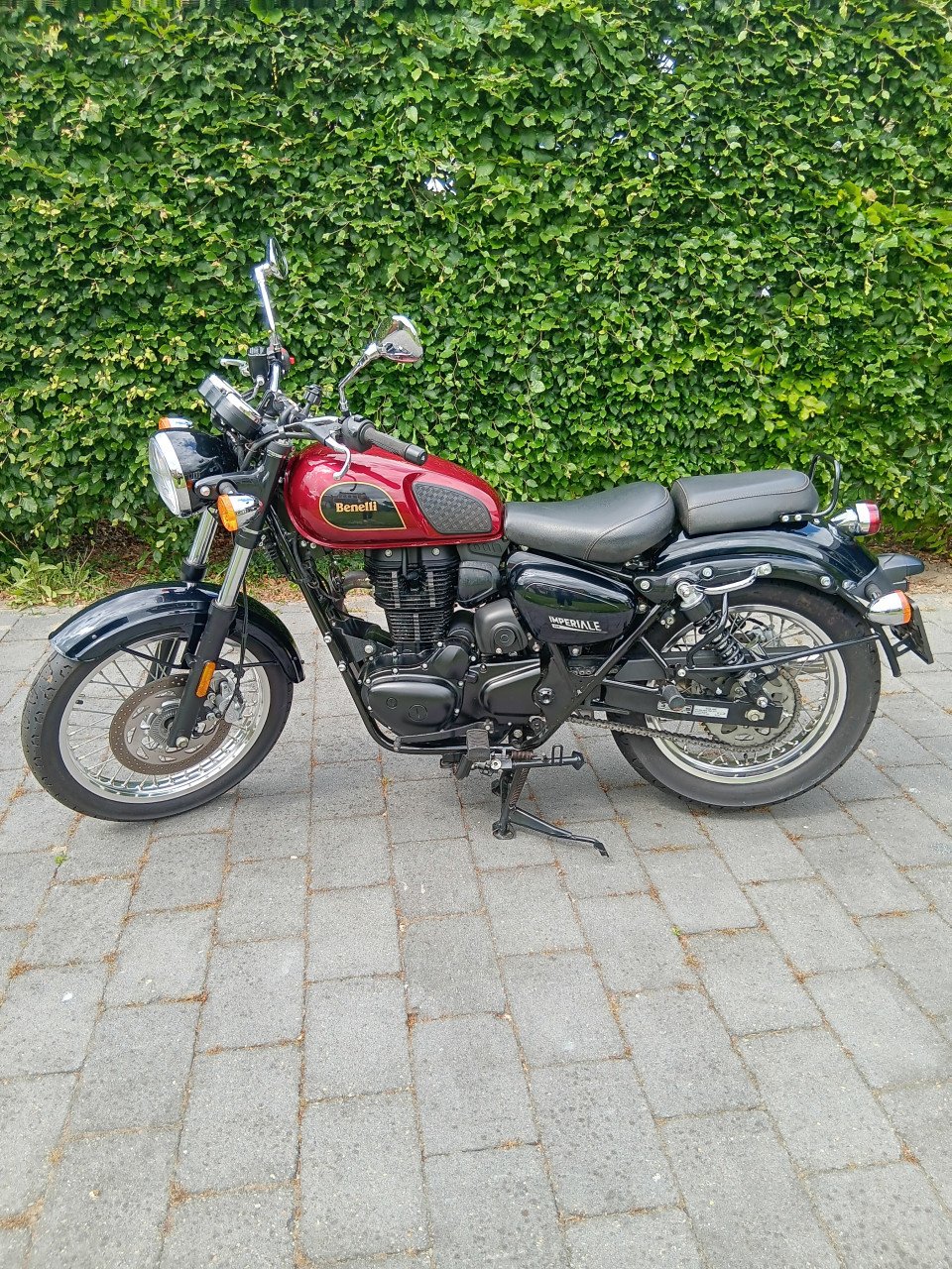 Motor Benelli Imperiale 400