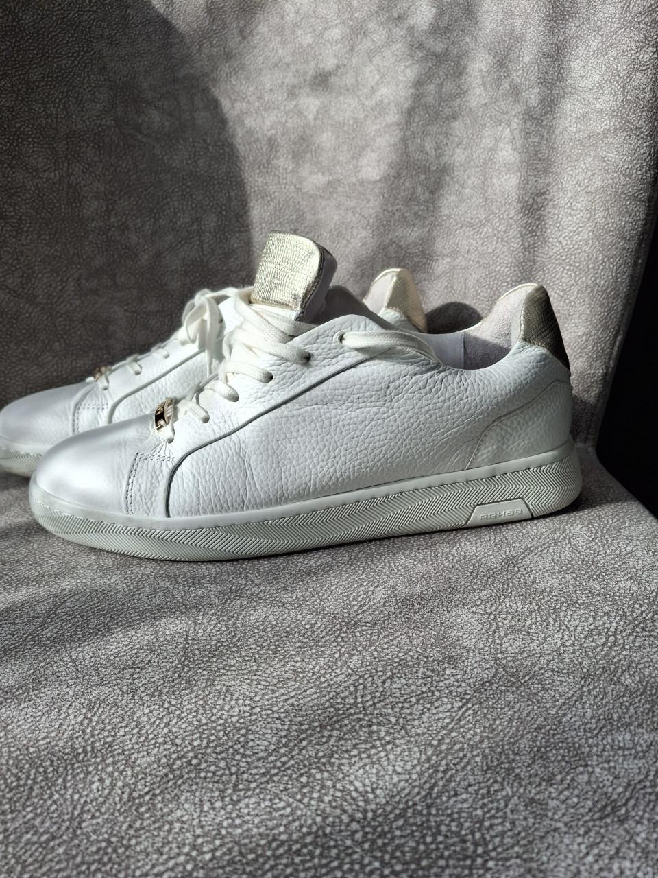 Sneakers merk nicolette