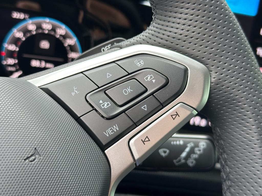 Volkswagen Golf 1.5 ehybrid gte 272pk | head up | black style | iq light | 