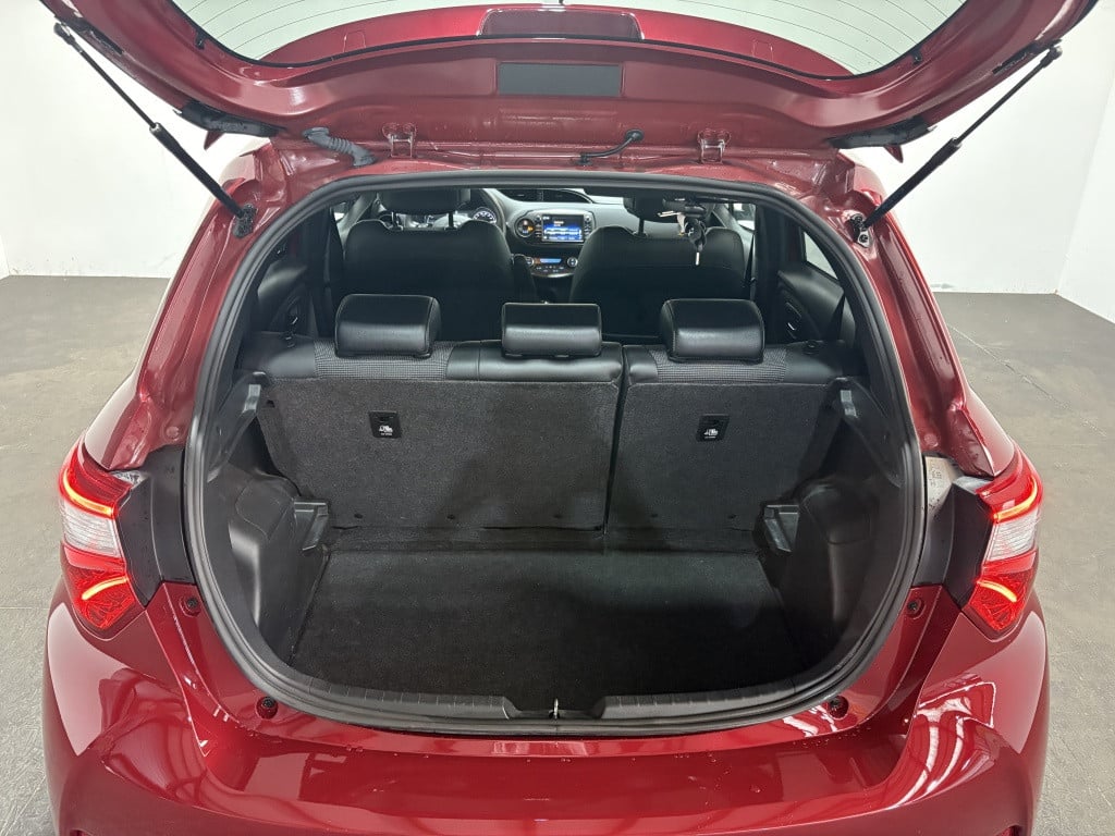 Toyota Yaris 1.5 hyb. premium