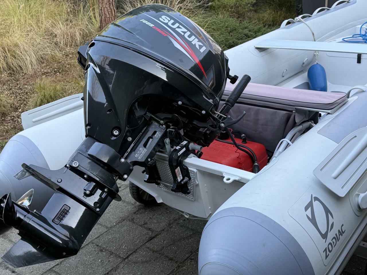 Zodiac Cadet 390 RIB Alu DL incl. suzuki25 pk en  handtrailer (kalf)