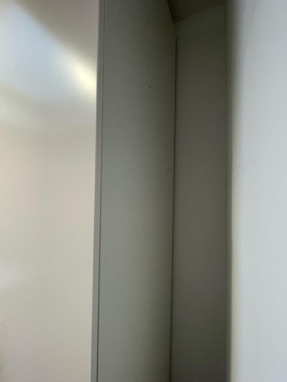 Ikea kast Metod 220 x 40 x 60, met 5 plankjes