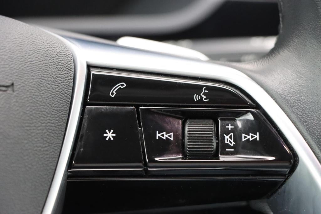 Audi E-tron 55 quattro s edition 95 kwh 408pk | soh 92,1% |