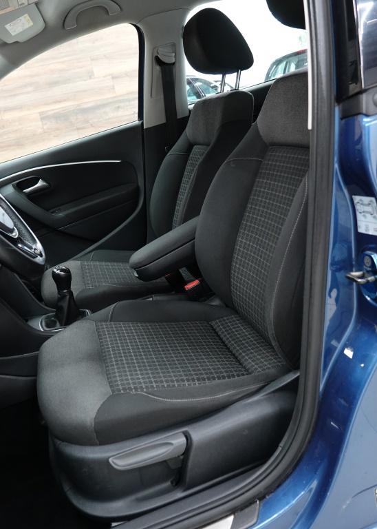Volkswagen Polo 1.2 tsi highline | cruise | camera | bluetooth |