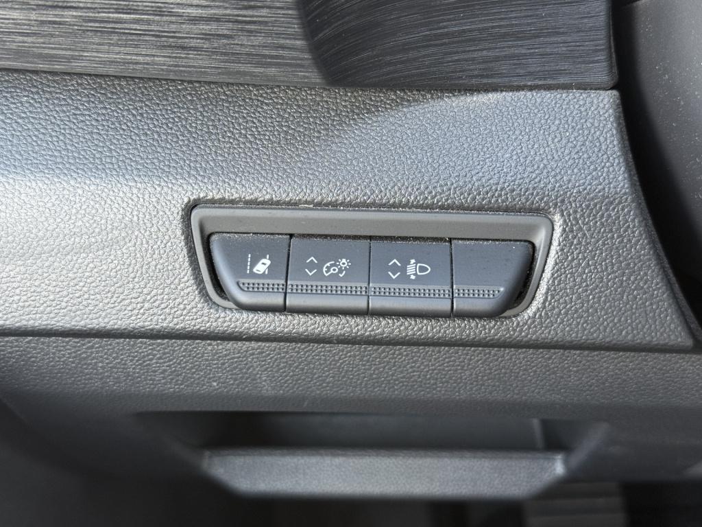 Renault Trafic 2.0 blue dci 170pk t29 l2h1 extra dc | limited 075/350 | 2x 