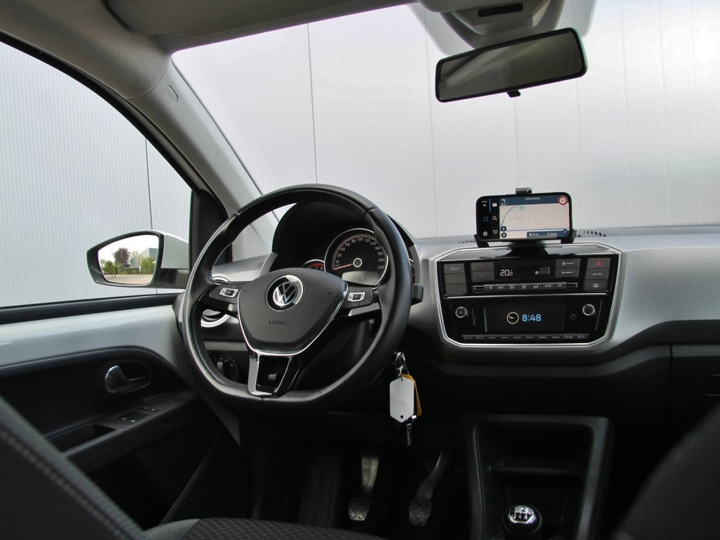 Volkswagen UP! 1.0 active 5drs. | private lease!