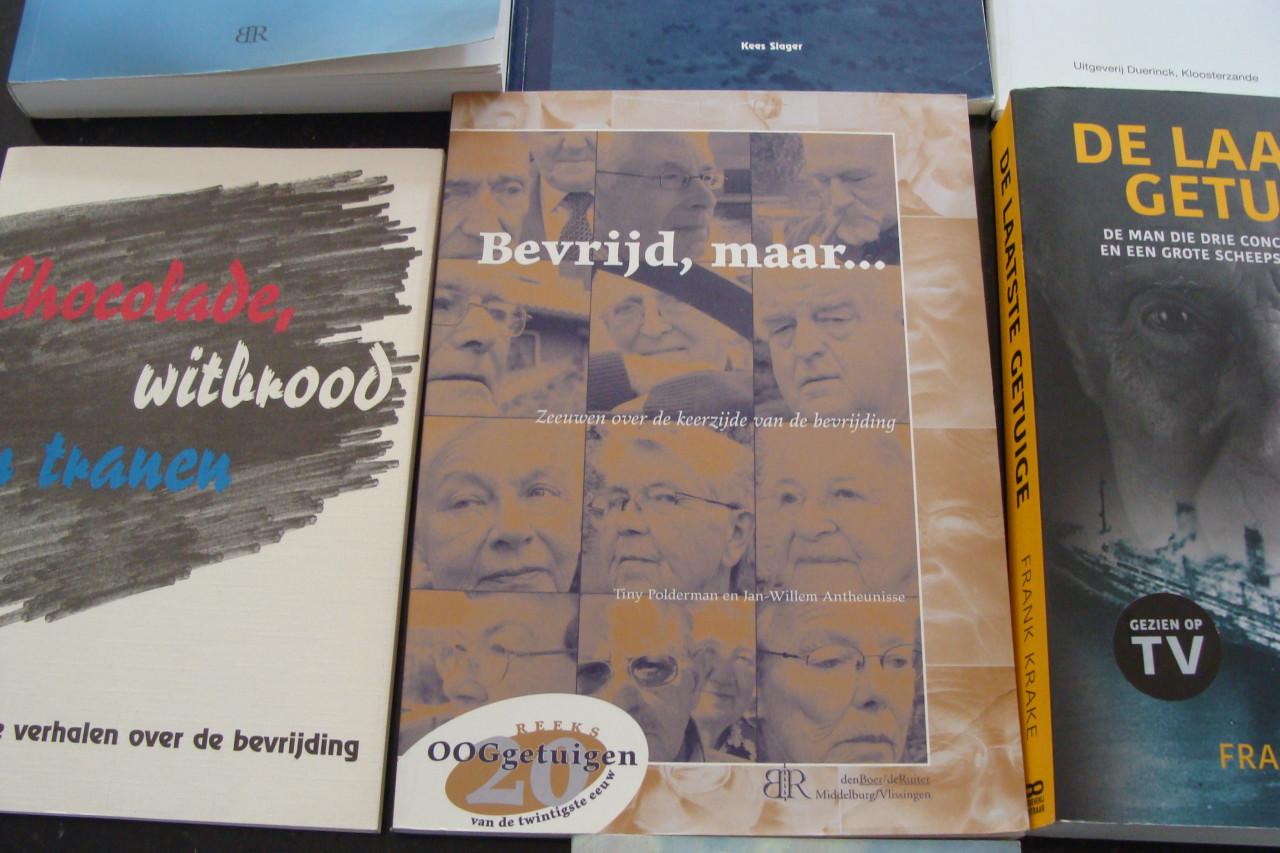 WO2 zeeuwse boeken 9x