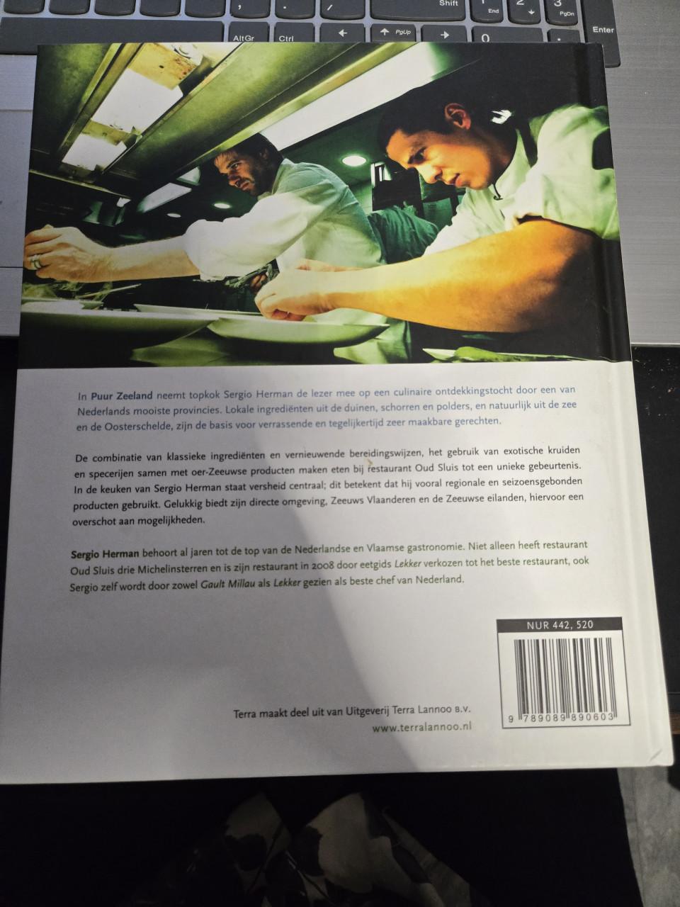 Kookboek: Puur Zeeland: De Zeeuwse keuken van Sergio Herman
