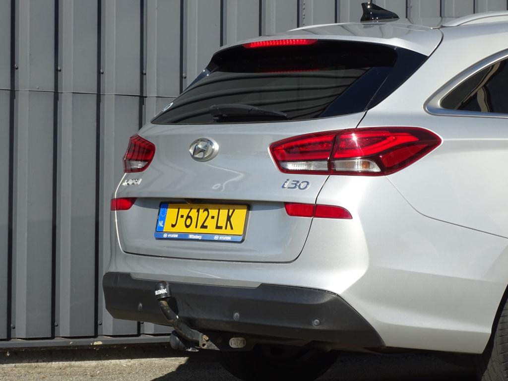 Hyundai I 30 wagon 1.4 t-gdi premium automaat | pano | trekhaak | led | sto