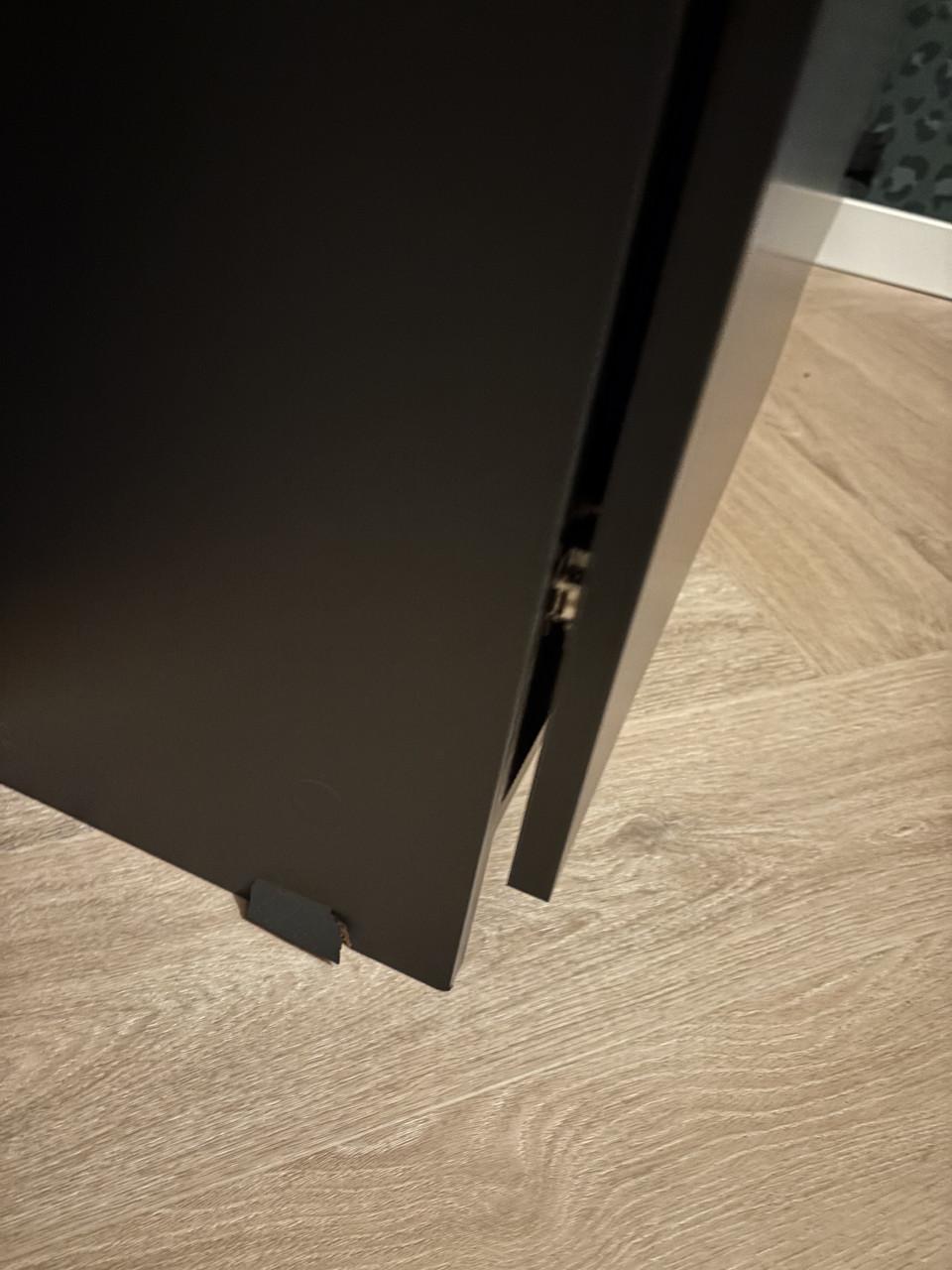 Kledingkast donkergrijs