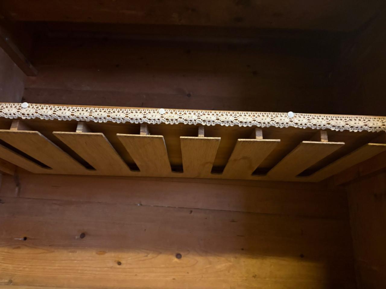 Te koop,Antiek kast/stoel,