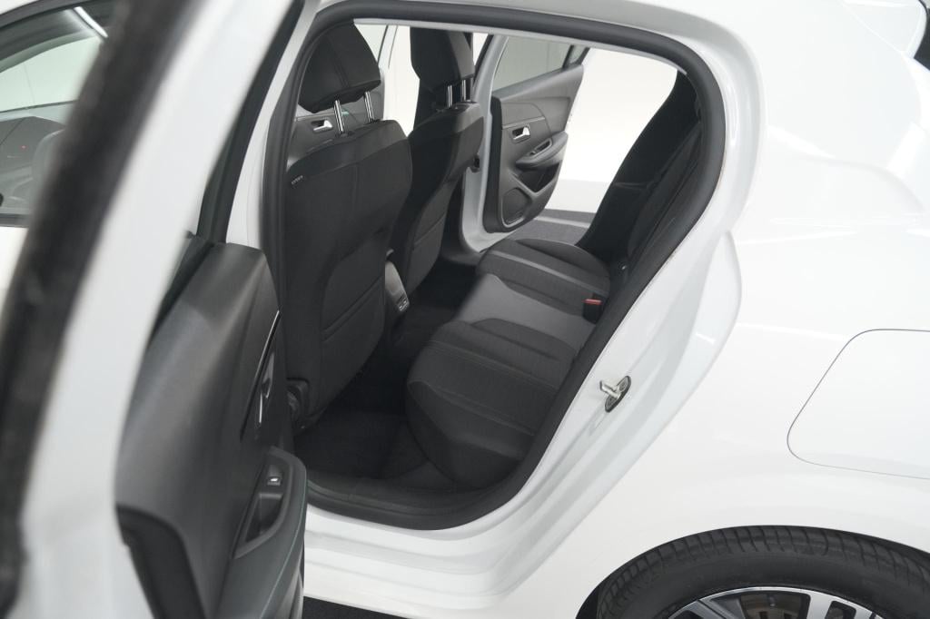 Peugeot 208 puretech 100 pk allure | apple carplay | parkeersensoren | lich