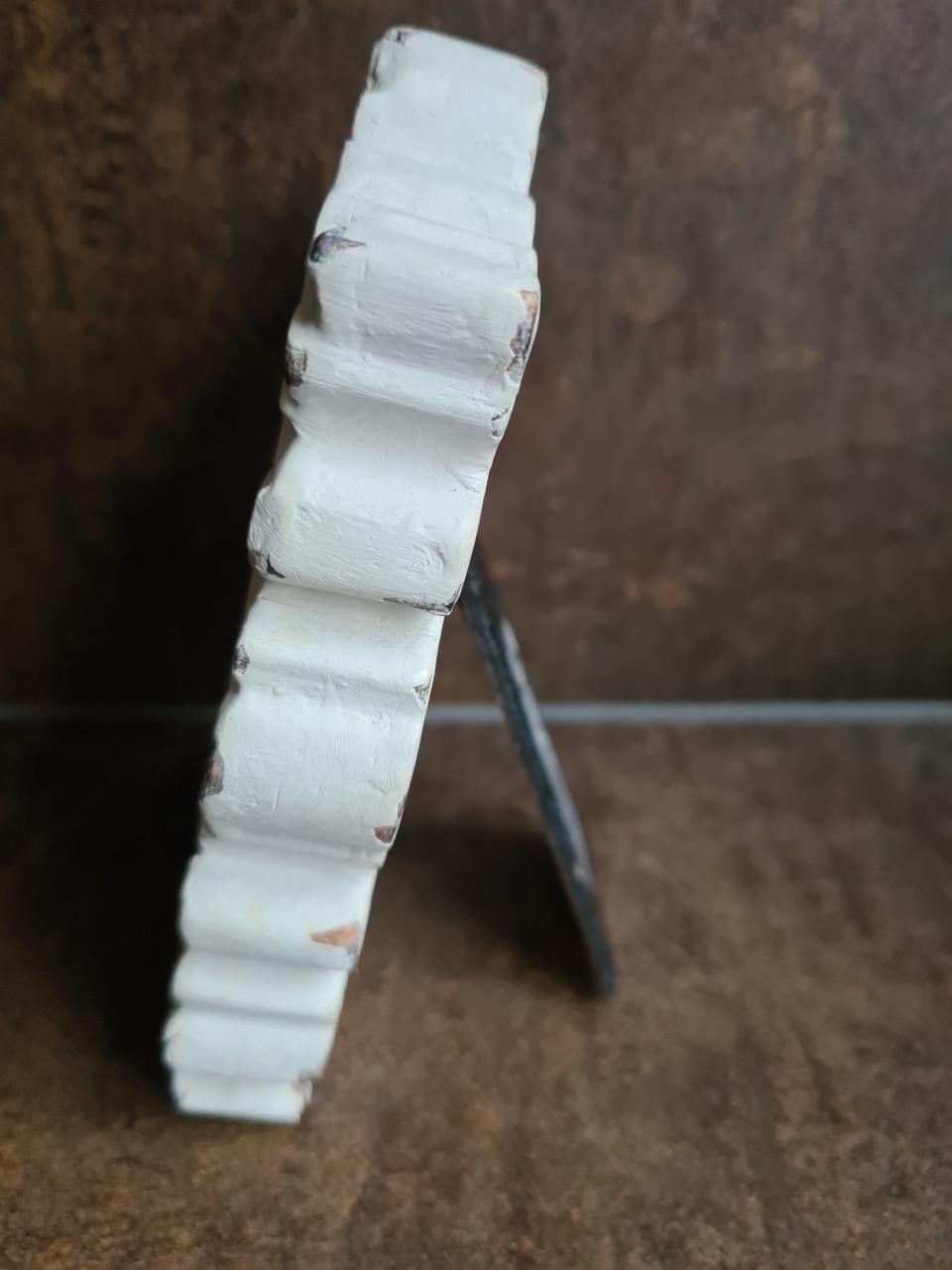 Prachtige handgemaakte fotolijst in brocante stijl.