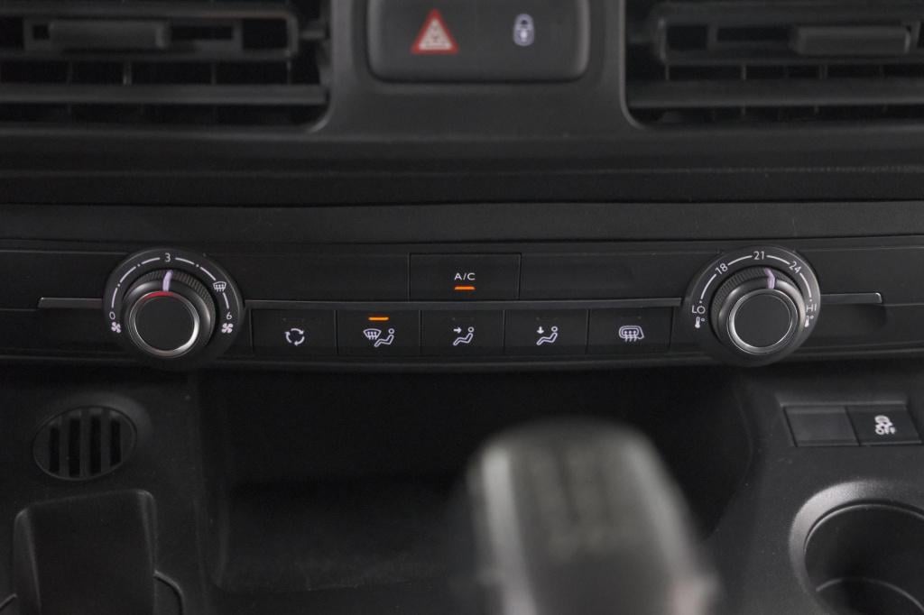 Peugeot Partner 1.6 bluehdi premium | maxton pack | camera | dodehoekdetect