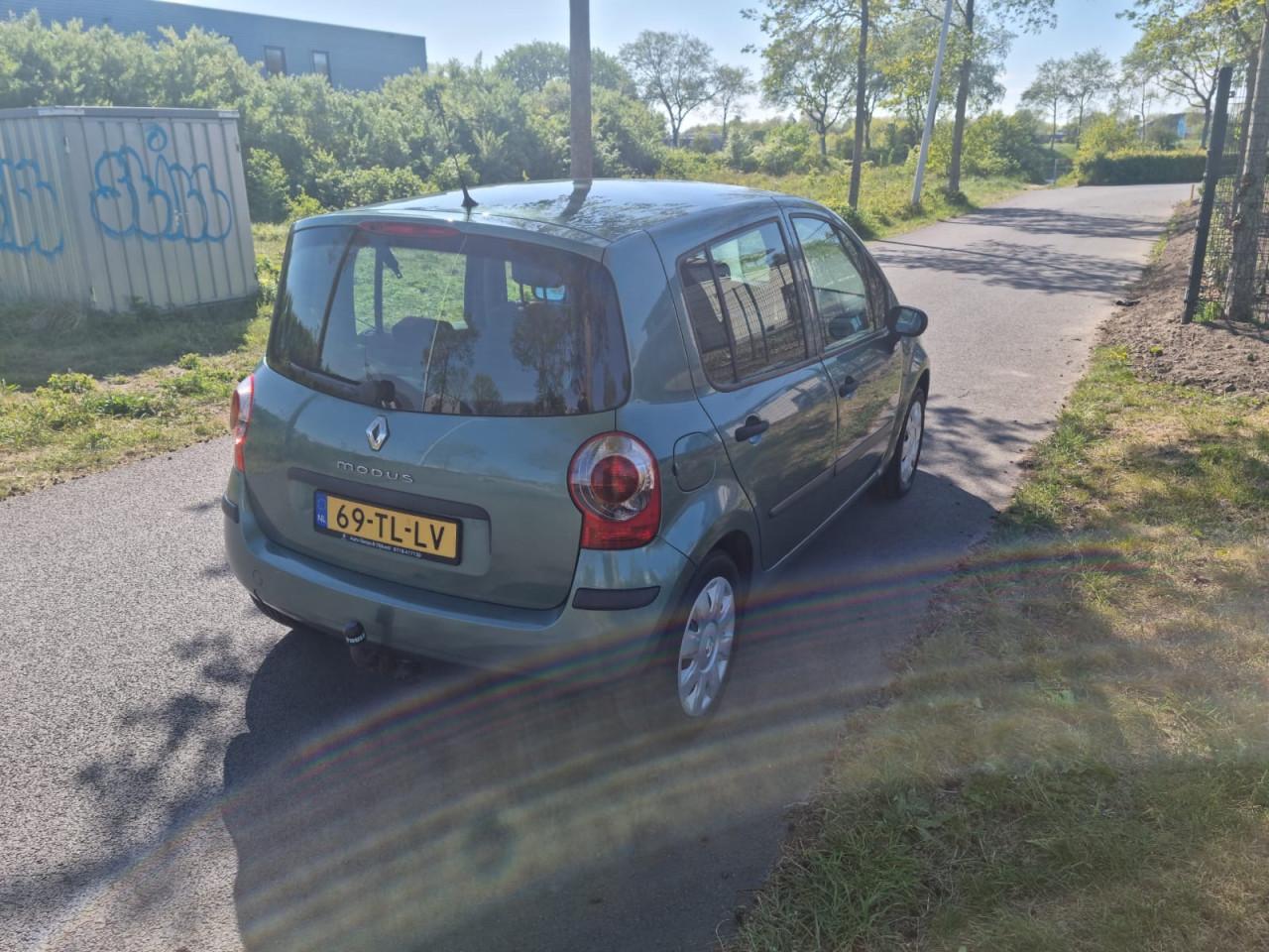 Renault modus 1.6i 16v air AUTOMAAT 89.000 km nieuwstaat