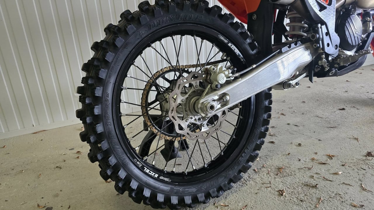 KTM 250 SX-F 2025 - Slechts 53 uur - BTW Motor