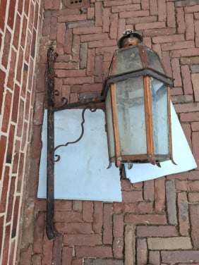Antieke buitenlamp