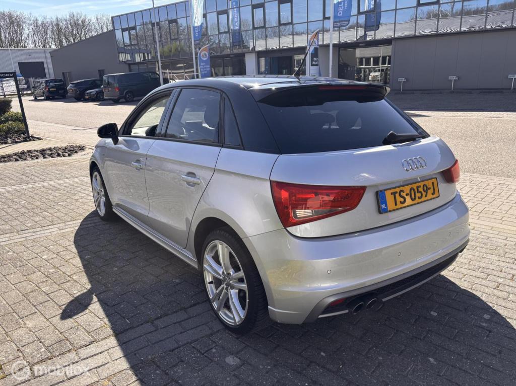 Audi A1 Sportback 1.4 tfsi pro line s-line aut/navi/xenon/stoelv.