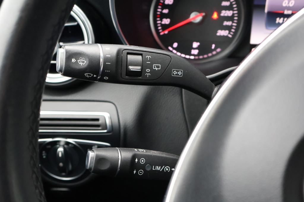 Mercedes-Benz Glc 250 d 4matic amg l panoramadak l trekhaak l stoelverwarmi