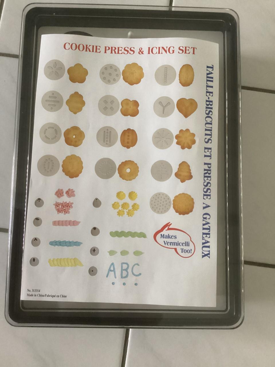 Cookie Press & Icing set