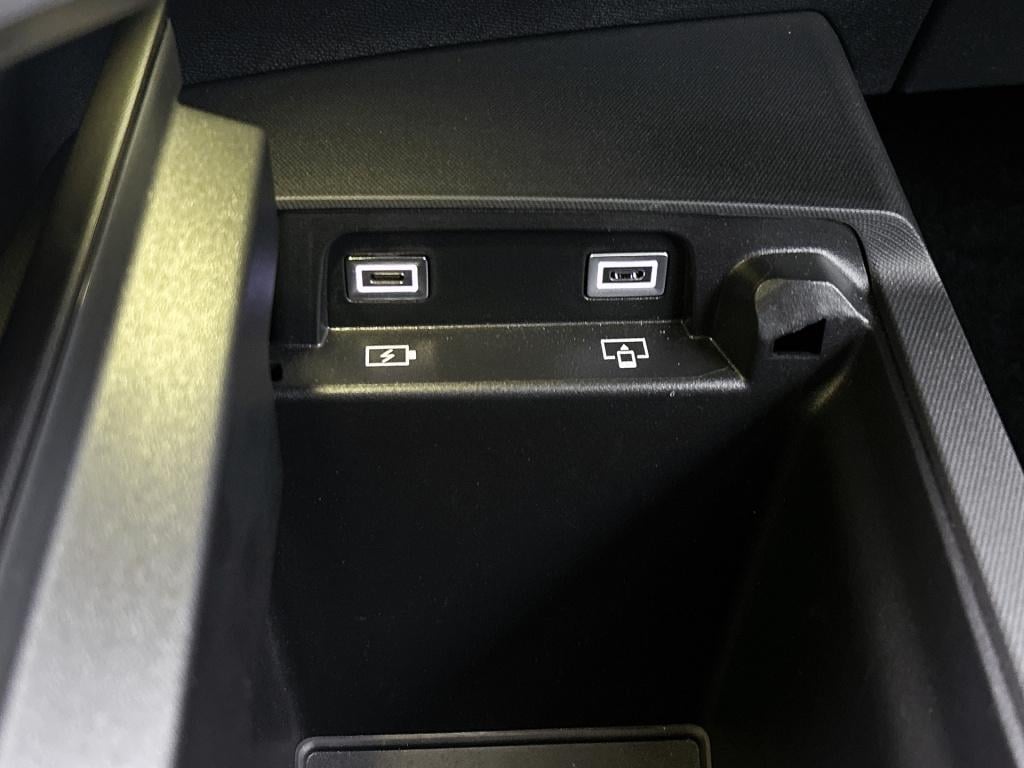 Peugeot 3008 hybrid 145pk automaat gt | rijklaar | adaptive cruise | elektr