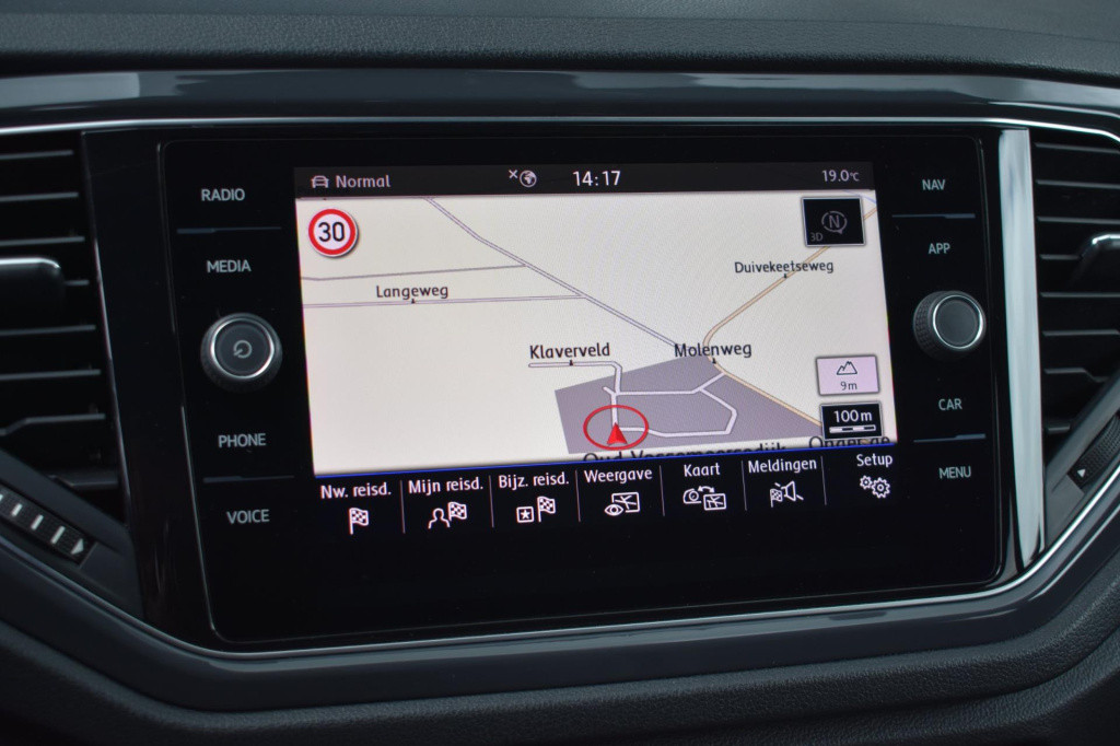 Volkswagen T-roc 1.0 tsi sport | virtual cockpit | trekhaak | camera | nap 