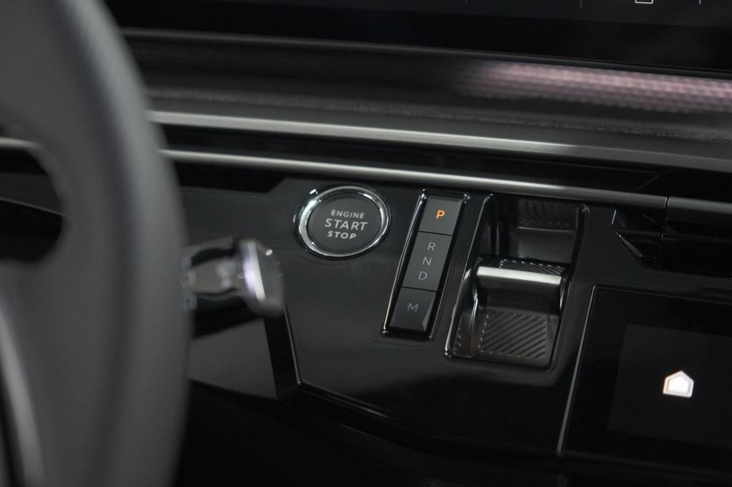 Peugeot 5008 hybrid 145 e-dcs6 gt | panoramadak | camera | elektrische acht