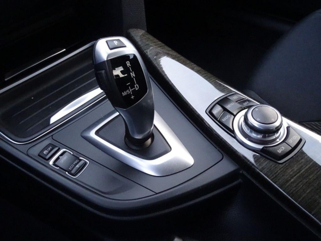 BMW 3-serie 316i executive sport automaat | bi-xenon | afn. trekhaak