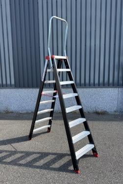 Trap 8 trede dubbel oploopbaar met steunbeugel NIEUW