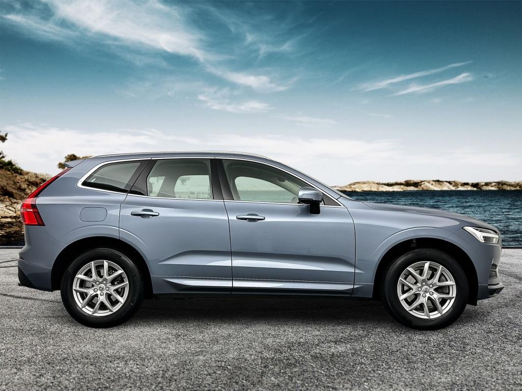 Volvo XC60 t5 253pk momentum| adap.cruise| leder| trekhaak| stoel.verw|