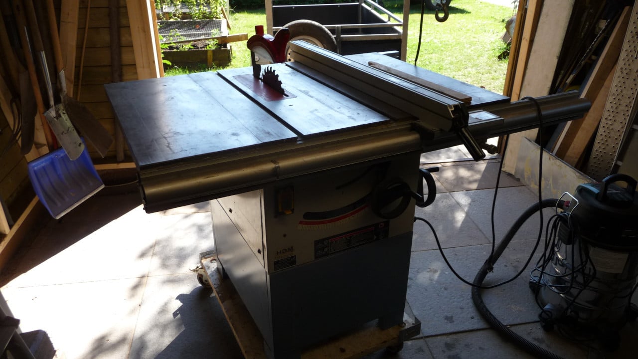 TE KOOP ZAAGMACHINE HBM 600