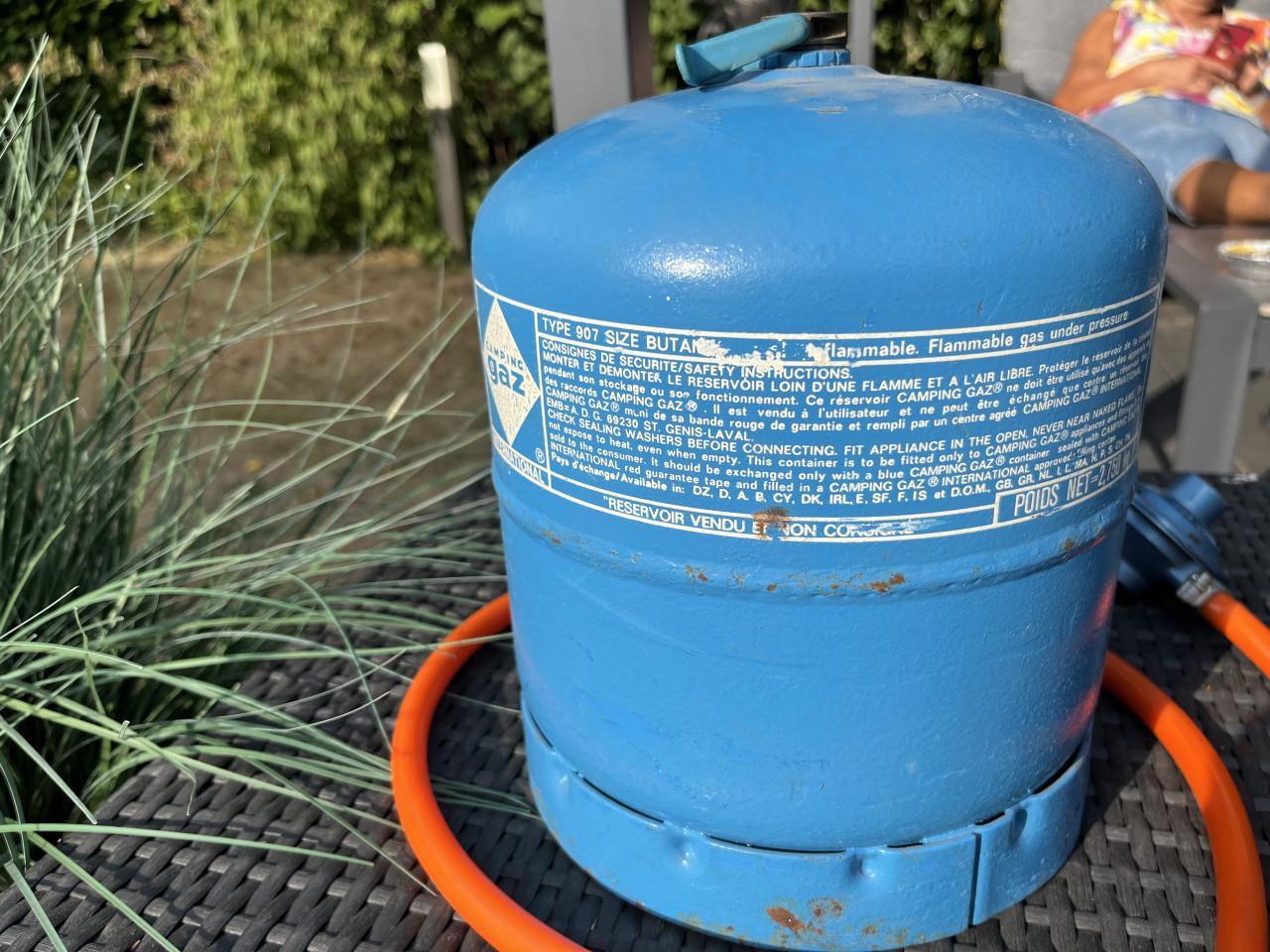 Campinggaz fles met drukregelaar