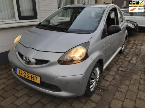 Toyota Aygo 1.0-12v