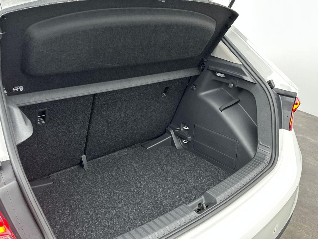 Skoda Fabia business edition 1.0 tsi 85 kw / 115 pk hatchback