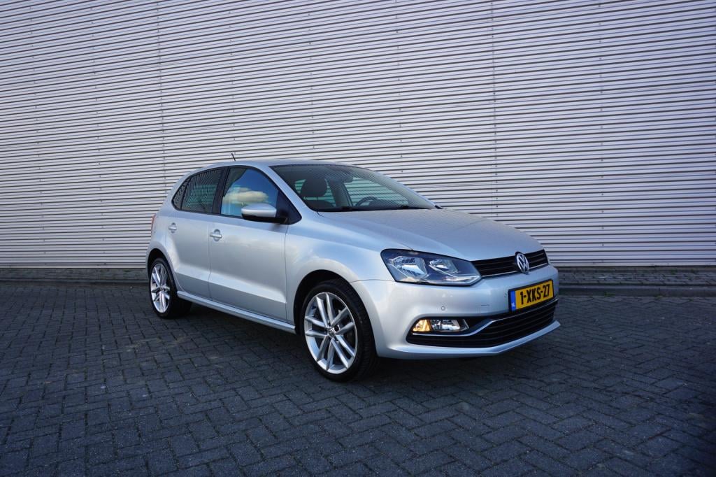 Volkswagen Polo 1.2 tsi highline climate / cruise / bt / parkeers. / elektr