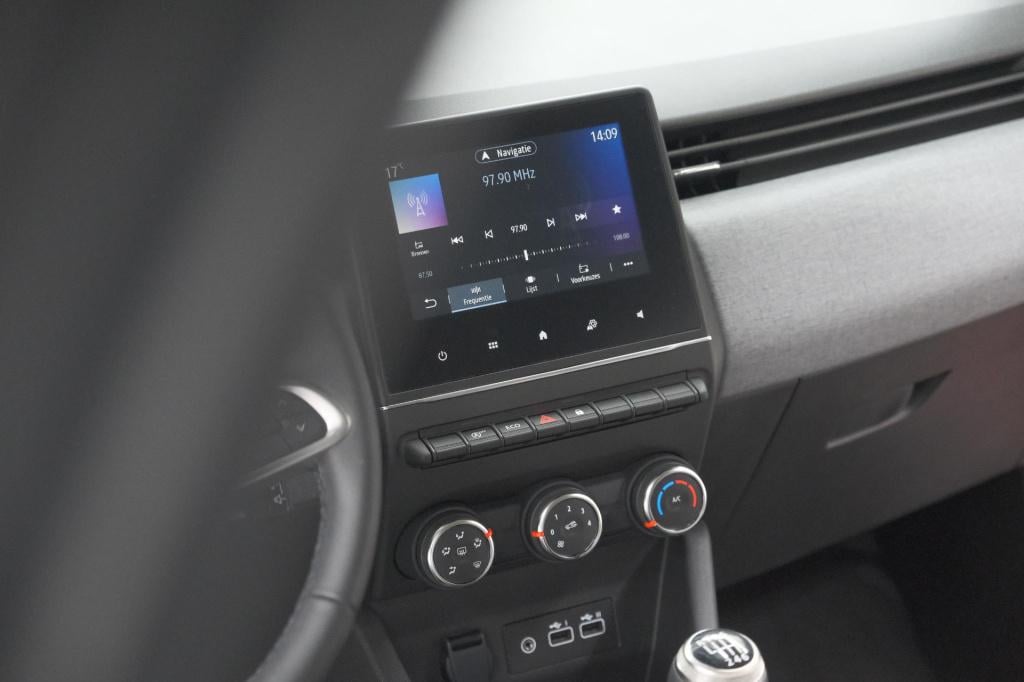 Renault Clio tce 90 gpf evolution | parkeersensoren | navigatie | apple car