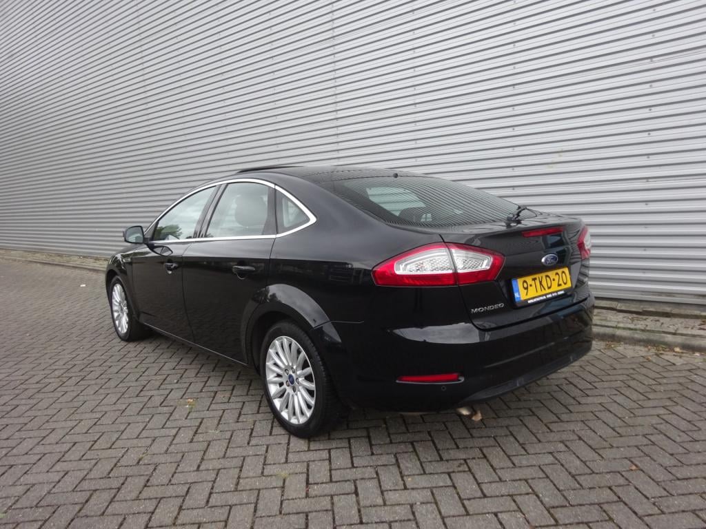 Ford Mondeo 1.6 ecoboost platinum climate / navi / cruise / parkeers. / sto