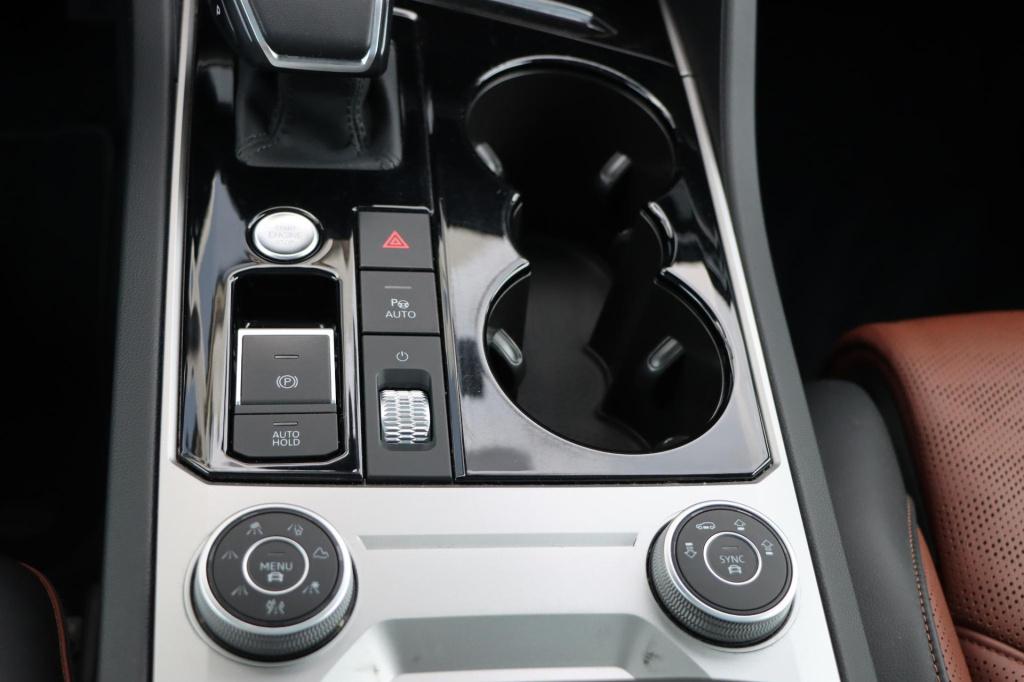 Volkswagen Touareg 3.0 tsi ehybrid 4motion elegance 381pk tiptronic