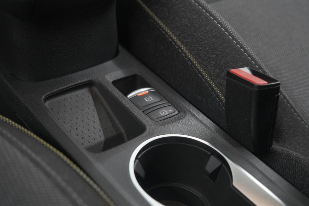 Renault Captur mild hybrid 160 edc techno | nieuw model | camera | navigati
