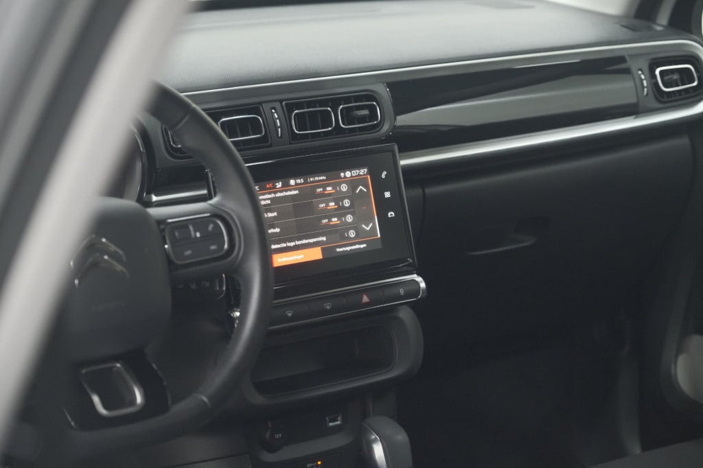 Citroen C3 puretech 110 eat6 feel edition | panoramadak | apple carplay | p